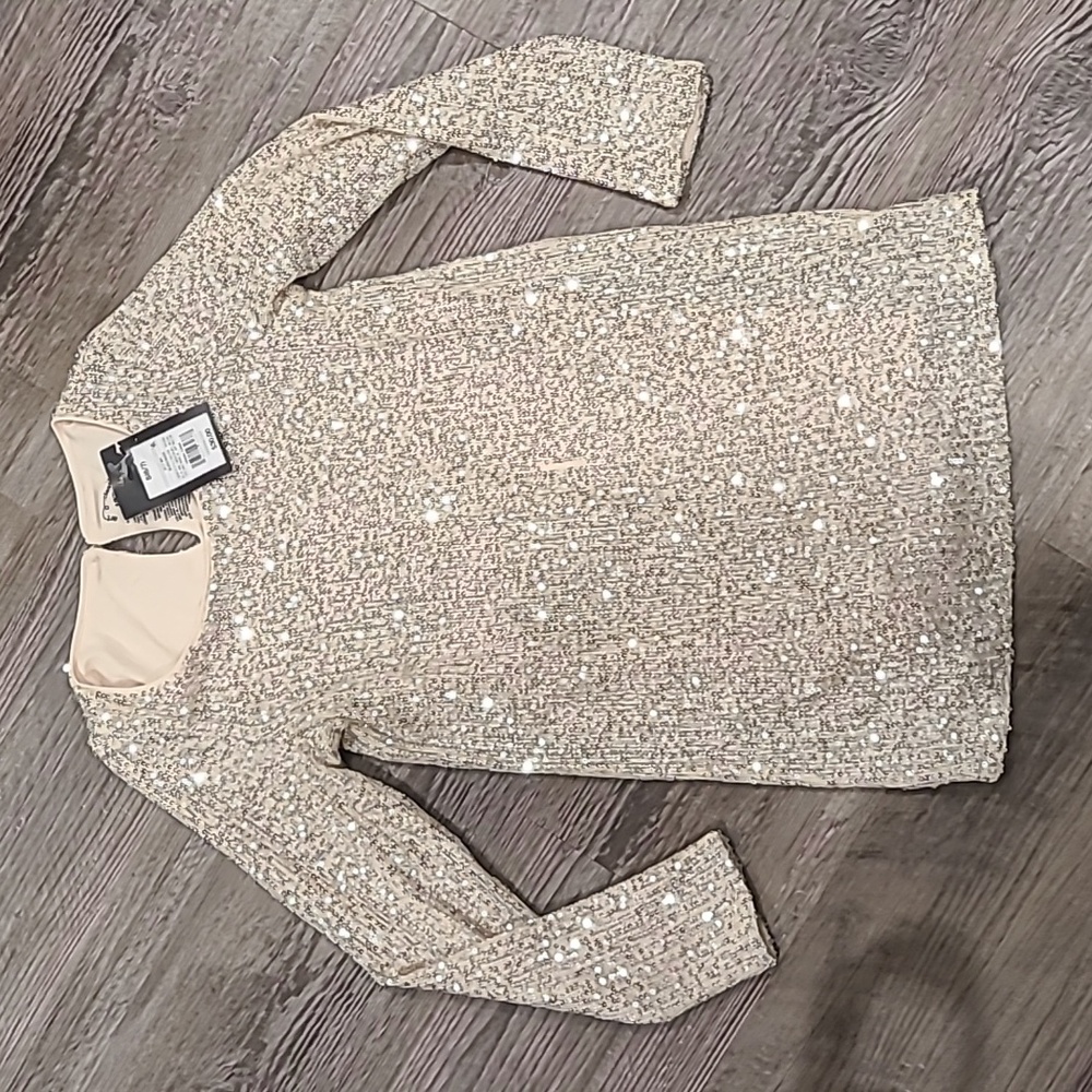 Art Class Sparkling Gold Dress - Picture 4 of 8